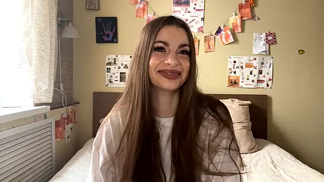 TheRealAnna online show from 10/31/25, 08:33