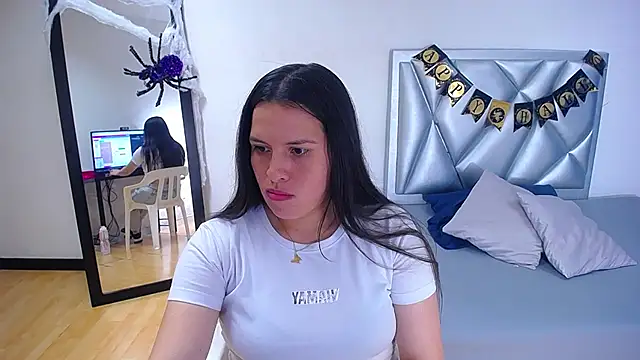 Snapshot of sexycum_dumpster chatting on 10/24/25, 01:21 sexycum dumpster online show from 10/24/25, 01:21