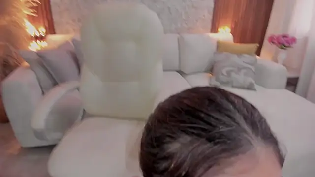 Miaa lane online show from 12/17/25, 11:37