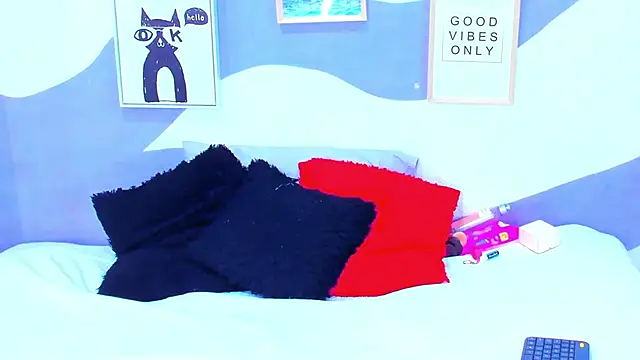 VIOLETA-28 online show from 12/17/25, 02:11