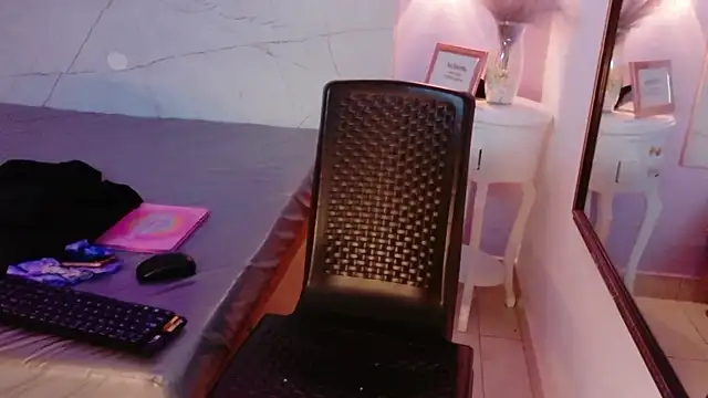 Lorraine Jackson online show from 11/14/25, 11:58