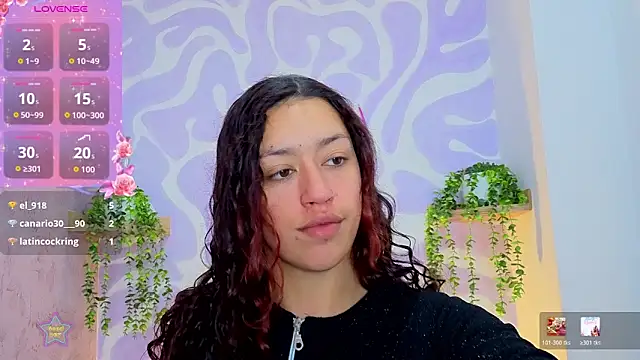 Snapshot of mia_scarlett7 chatting on 07/01/26, 01:22 mia scarlett7 online show from 07/01/26, 01:22