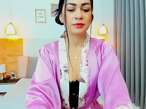 Abbie royy online show from 11/10/25, 12:32