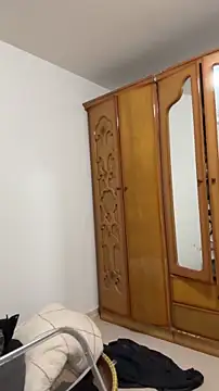 Snapshot of xiaofan777 chatting on 11/05/25, 09:23 xiaofan777 online show from 11/05/25, 09:23