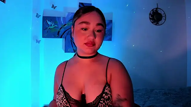 Snapshot of Soouf_ chatting on 11/28/25, 12:38 Soouf online show from 11/28/25, 12:38