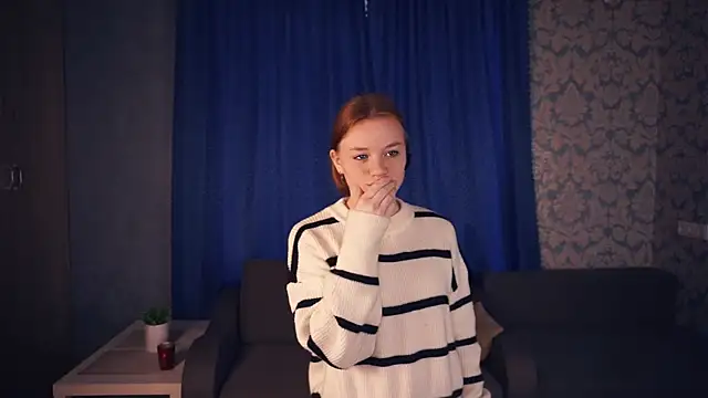 KarlynGow online show from 11/09/25, 06:17