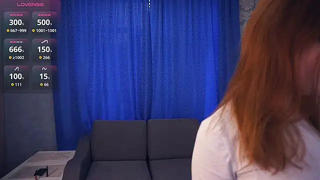 KarlynGow online show from 12/15/25, 07:03