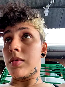 Snapshot of Abby_Evanns1 chatting on 11/16/25, 09:51 Abby Evanns1 online show from 11/16/25, 09:51