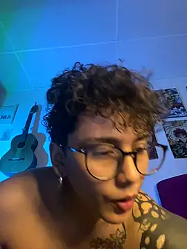 Snapshot of Abby_Evanns1 chatting on 12/16/25, 12:59 Abby Evanns1 online show from 12/16/25, 12:59