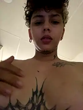 Abby Evanns1 online show from 12/20/25, 01:47