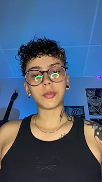 Snapshot of Abby_Evanns1 chatting on 10/22/25, 11:36 Abby Evanns1 online show from 10/22/25, 11:36