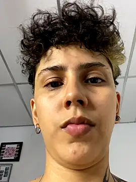 Snapshot of Abby_Evanns1 chatting on 10/24/25, 08:19 Abby Evanns1 online show from 10/24/25, 08:19