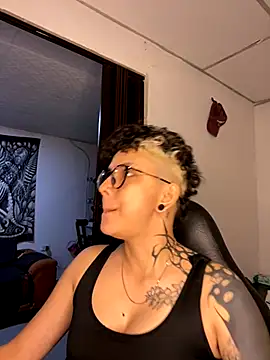 Snapshot of Abby_Evanns1 chatting on 10/30/25, 02:54 Abby Evanns1 online show from 10/30/25, 02:54