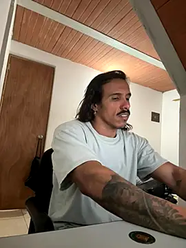 caiiobahia online show from 11/29/25, 03:23