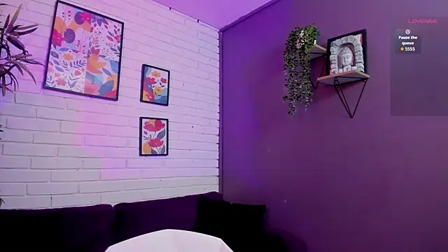 Sofia  Stk online show from 11/23/25, 03:38