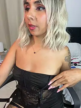 Emilyvalk  online show from 05/27/26, 01:57
