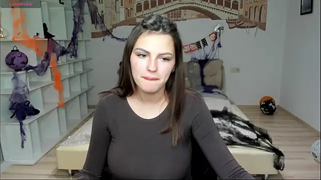 KittyShenson online show from 10/30/25, 12:58