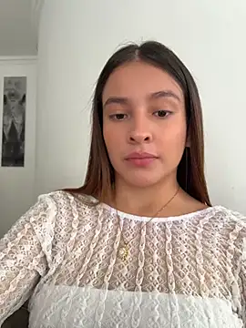 Snapshot of Talia_Bonet chatting on 06/20/26, 02:33 Talia Bonet online show from 06/20/26, 02:33