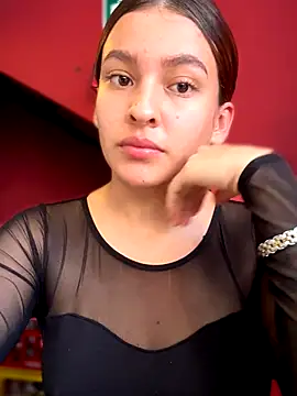 Talia Bonet online show from 12/04/25, 12:37