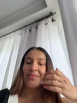 Snapshot of Talia_Bonet chatting on 07/14/26, 03:40 Talia Bonet online show from 07/14/26, 03:40