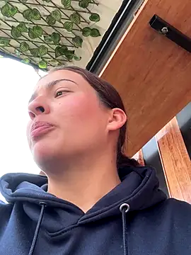 Talia Bonet online show from 10/29/25, 03:33