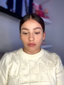 Talia Bonet online show from 11/18/25, 02:53