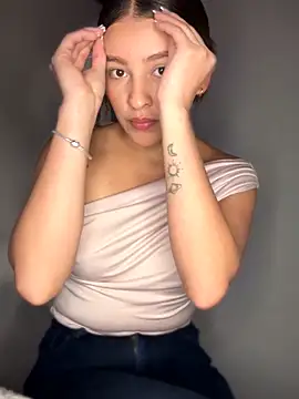 Talia Bonet online show from 02/04/26, 01:17