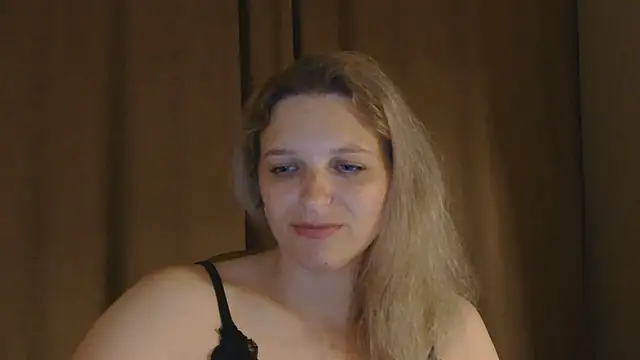 ElisSky301 online show from 06/06/26, 08:25