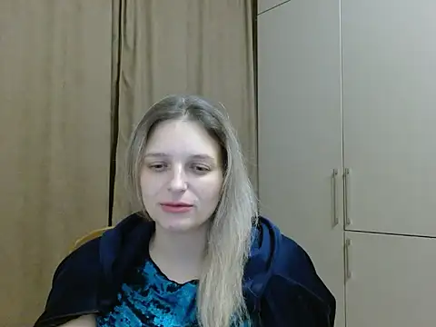 ElisSky301 online show from 11/26/25, 10:10