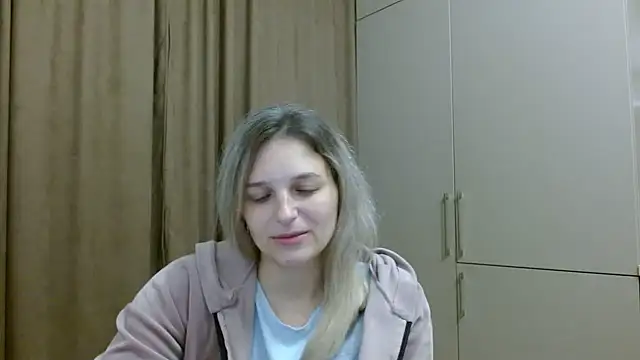 ElisSky301 online show from 11/05/25, 11:19