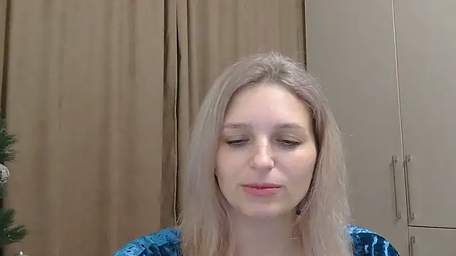 ElisSky301 online show from 12/19/25, 09:28