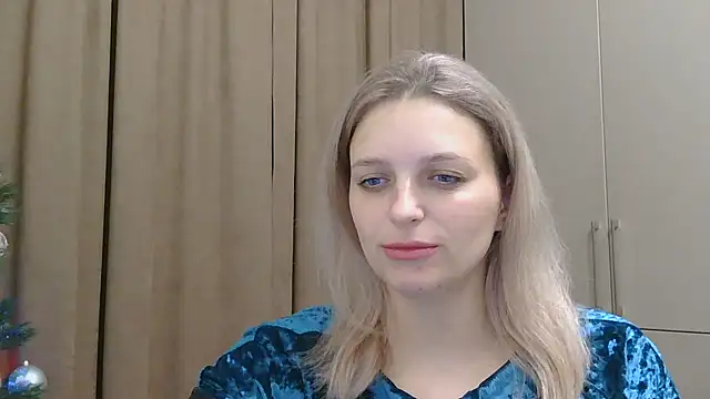 ElisSky301 online show from 12/20/25, 09:28