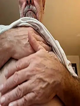 pena633 online show from 12/16/25, 03:22