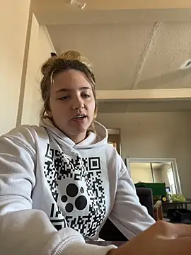 xoxokehlani online show from 08/05/26, 07:52