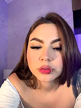 Beella1  online show from 10/26/25, 04:07