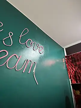 Beella1  online show from 02/14/26, 12:05