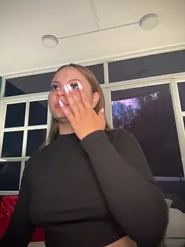 Beella1  online show from 11/26/25, 11:43