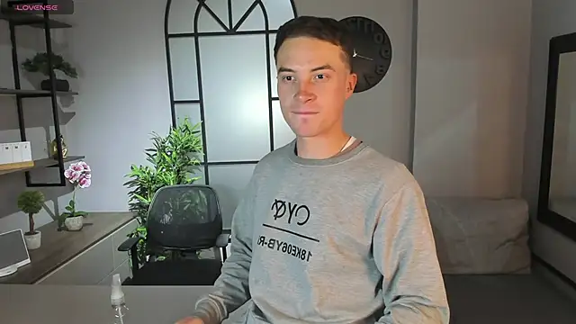 Lil James online show from 12/18/25, 07:29