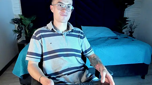 Lil James online show from 11/16/25, 08:13