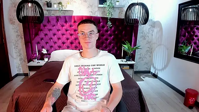 Lil James online show from 11/14/25, 08:45