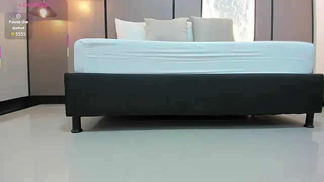 mia collins96 online show from 03/28/26, 03:07