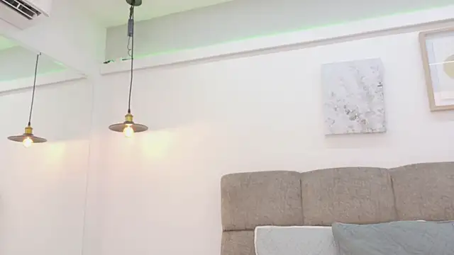 Emily Baby20 online show from 02/06/26, 08:38