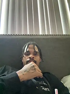 Mrmakeherwet Tez online show from 10/24/25, 09:25