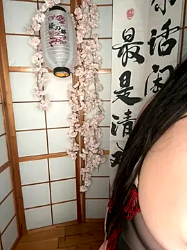 yum3doll online show from 11/05/25, 07:28