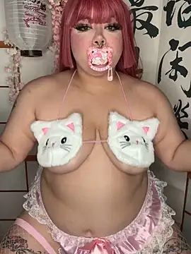 yum3doll online show from 11/18/25, 07:39