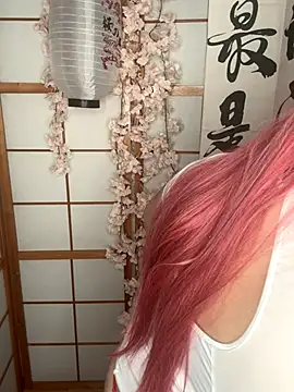 yum3doll online show from 10/27/25, 08:21