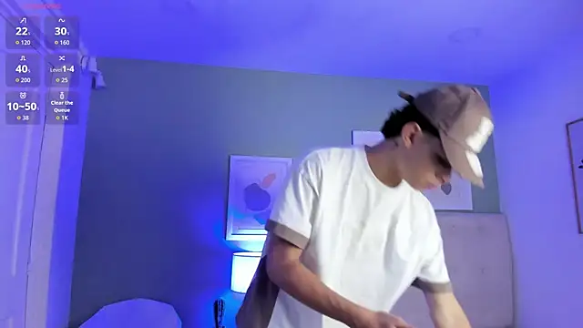 ApoloRicci online show from 02/11/26, 08:20