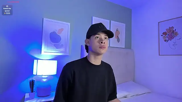 ApoloRicci online show from 02/15/26, 08:30