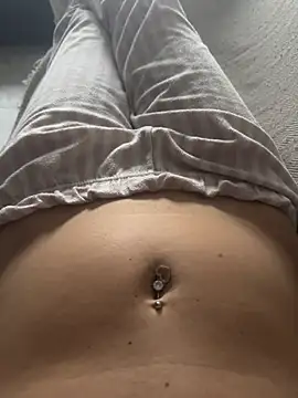 Rubia divina7 online show from 02/08/26, 05:32