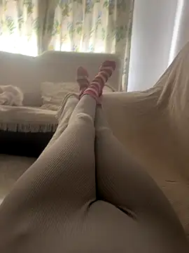 Rubia divina7 online show from 11/18/25, 10:51